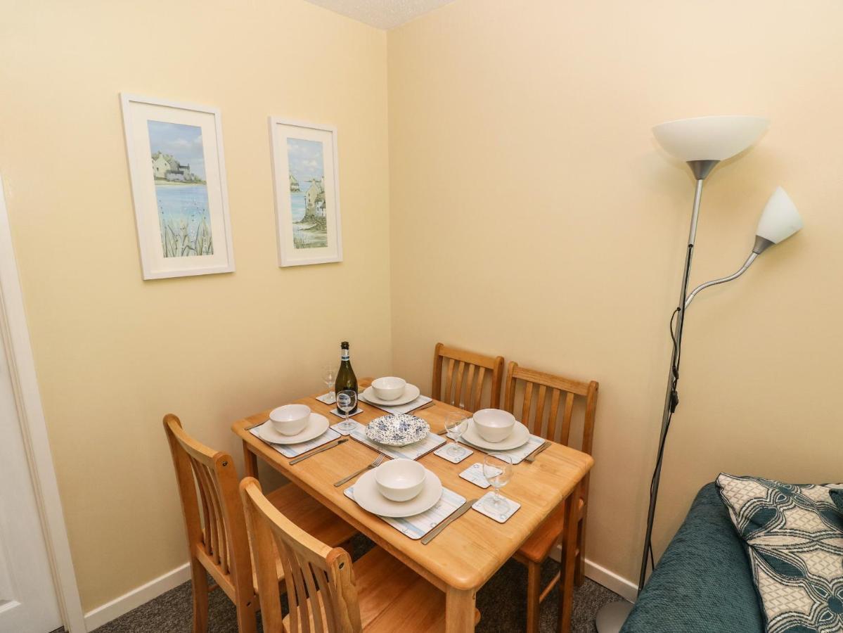 Number 6 Oxwich Leisure Park Villa Swansea Bagian luar foto